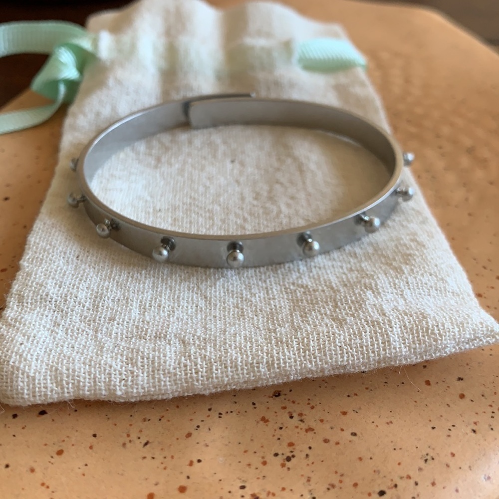 Madewell stud glider bangle bracelet